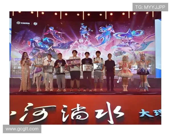 《2025年全球电竞大赛揭幕 多支战队齐聚争夺冠军荣耀》 《2025年全球电竞大赛揭幕 多支战队齐聚争夺冠军荣耀》