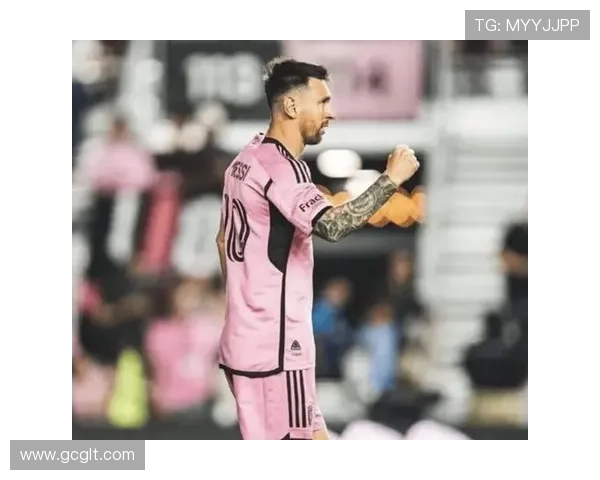 梅西重返巴萨引发全球关注 球迷期待与新队友再度联手征战欧冠