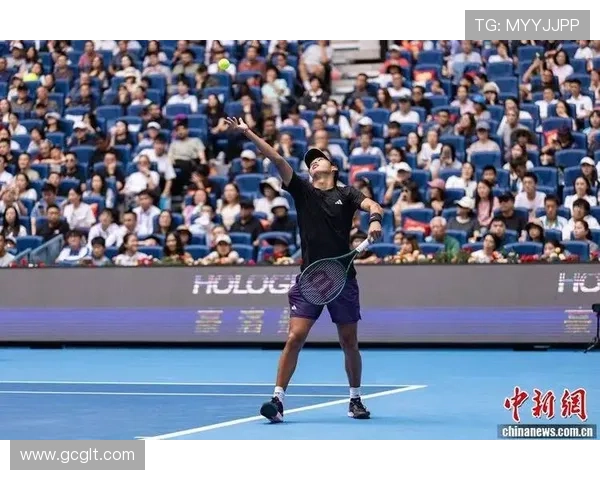 网球巨星大满贯征程再起 赛季首度对决引爆全球关注