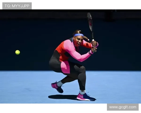 网球赛场风云再起 小威复出首战告捷 连续五局逆转赢得赛季首胜