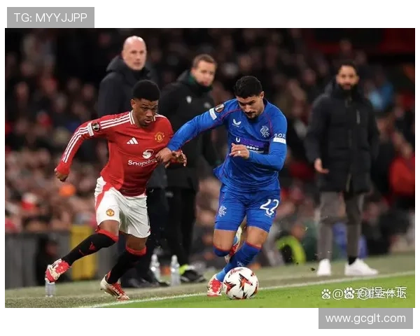 《欧冠小组赛激战连连 曼联爆冷负于格拉斯哥流浪者》