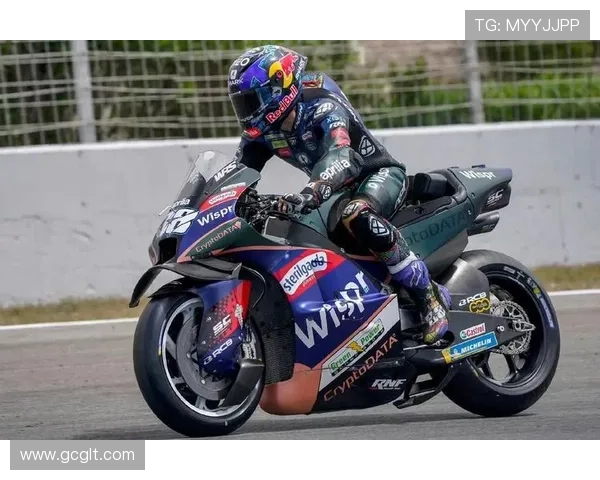 MotoGP赛季激烈角逐:新赛道、新规则引发车手和车迷热议 MotoGP赛季激烈角逐:新赛道、新规则引发车手和车迷热议